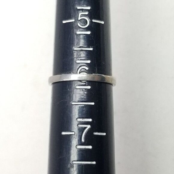 Vintage Sterling Silver Sparkly Solitaire Ring, Size 6 Band, Engagement, Estate - Picture 7 of 9